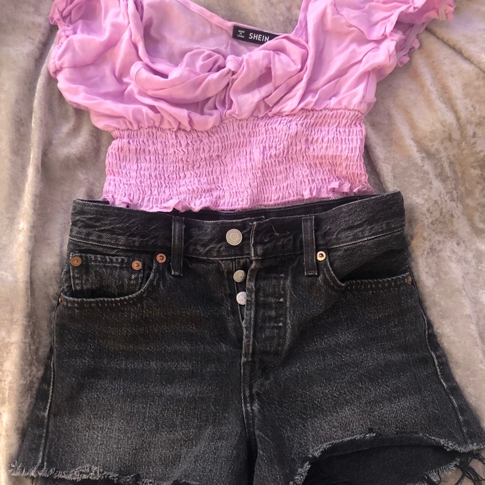 Levi Wedgie Fit Shorts